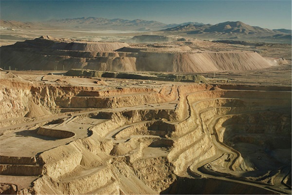Zaldivar-copper-mine